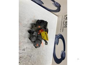 Begagnade Manuell motor Citroen C3 (FC/FL/FT) 1.4 16V Sensodrive Pris € 450,00 Marginaltabell erbjuds av De Vos Onderdelen