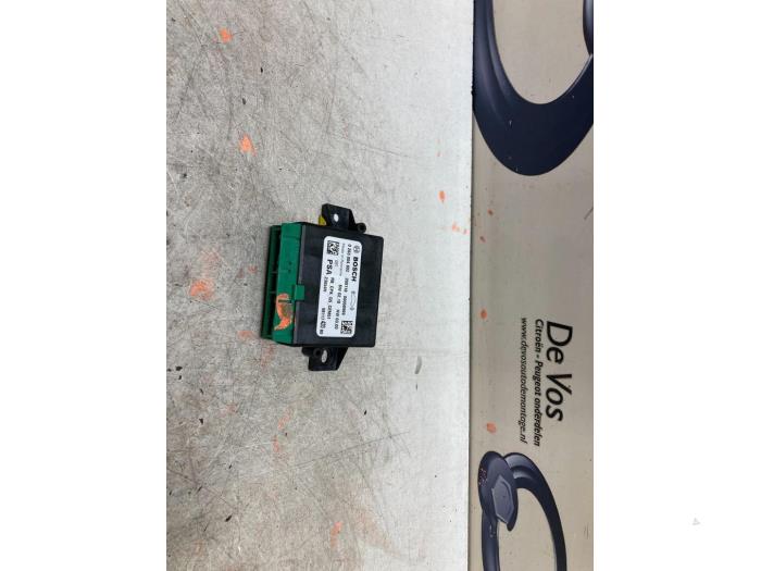 Begagnade PDC-modul Peugeot 308 (L3/L8/LB/LH/LP) 1.2 12V e-THP PureTech 130 Pris € 90,00 Marginaltabell erbjuds av De Vos Onderdelen