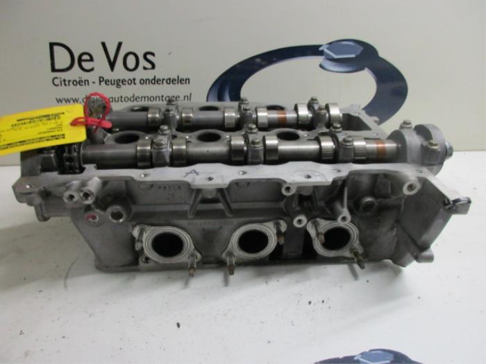 Begagnade Topplock Peugeot 607 (9D/U) 2.7 HDi V6 24V Pris € 450,00 Marginaltabell erbjuds av De Vos Onderdelen