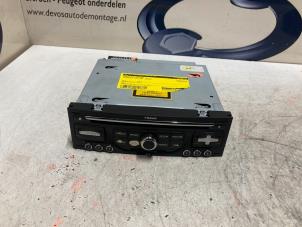 Używane Radioodtwarzacz CD Citroen C5 III Berline (RD) 1.6 16V THP 155 Cena € 250,00 Procedura marży oferowane przez De Vos Autodemontagebedrijf