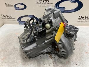 Używane Skrzynia biegów Peugeot 308 (L3/L8/LB/LH/LP) 2.0 BlueHDi 150 16V Cena € 950,00 Procedura marży oferowane przez De Vos Autodemontagebedrijf