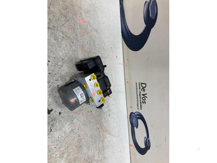 Usagé Bloc ABS Peugeot Expert (V1/VA/VB/VE/VF/VT/VY) 2.0 Blue HDi 150 16V Prix € 350,00 Règlement à la marge proposé par De Vos Onderdelen