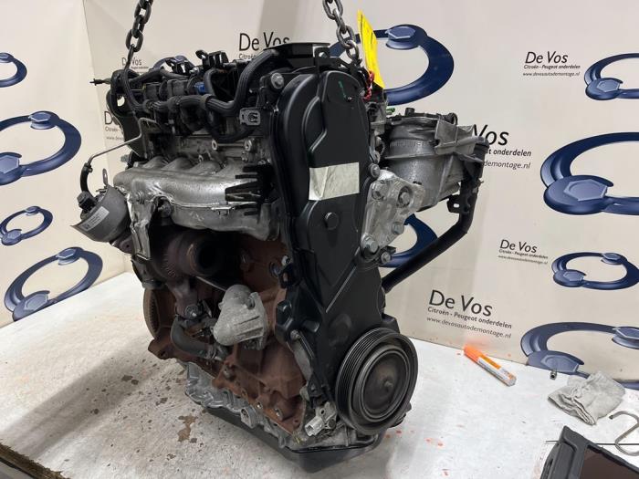Engine from a Citroën DS5 (KD/KF) 2.0 HDiF 160 16V 2015