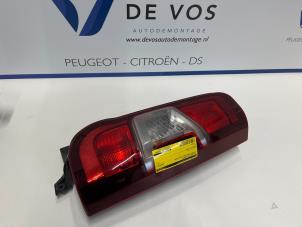 Usagé Feu arrière droit Citroen Berlingo 1.5 BlueHDi 75 Prix € 80,00 Règlement à la marge proposé par De Vos Autodemontagebedrijf