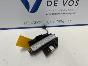 Gebrauchte Tageslicht links Peugeot 107 1.0 12V Preis € 45,00 Margenregelung angeboten von De Vos Autodemontagebedrijf