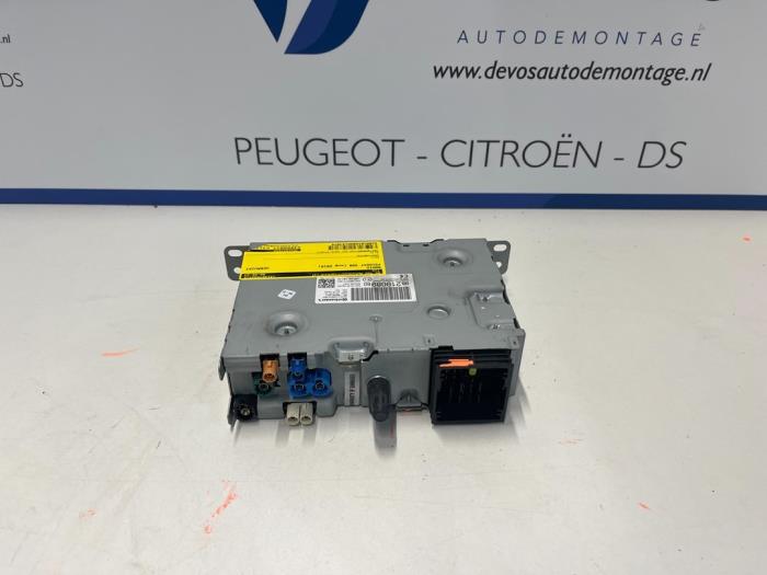 Radio d'un Peugeot 308 (L3/L8/LB/LH/LP) 1.2 12V e-THP PureTech 130 2018