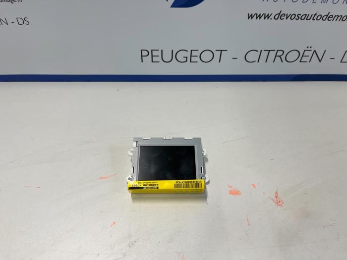 Begagnade Innerdisplay Peugeot 5008 I (0A/0E) 1.6 HDiF 16V Pris € 100,00 Marginaltabell erbjuds av De Vos Onderdelen