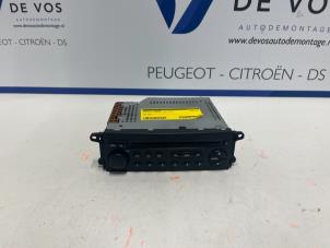Used Radio CD player Citroen Xsara Picasso (CH) 1.8 16V Price € 80,00 Margin scheme offered by De Vos Autodemontagebedrijf