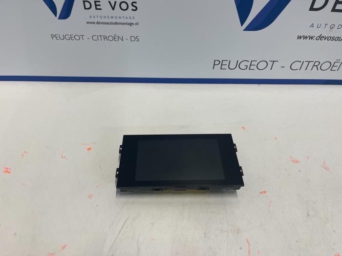 Begagnade Innerdisplay Peugeot 308 SW (L4/L9/LC/LJ/LR) 1.6 BlueHDi 120 Pris € 160,00 Marginaltabell erbjuds av De Vos Onderdelen
