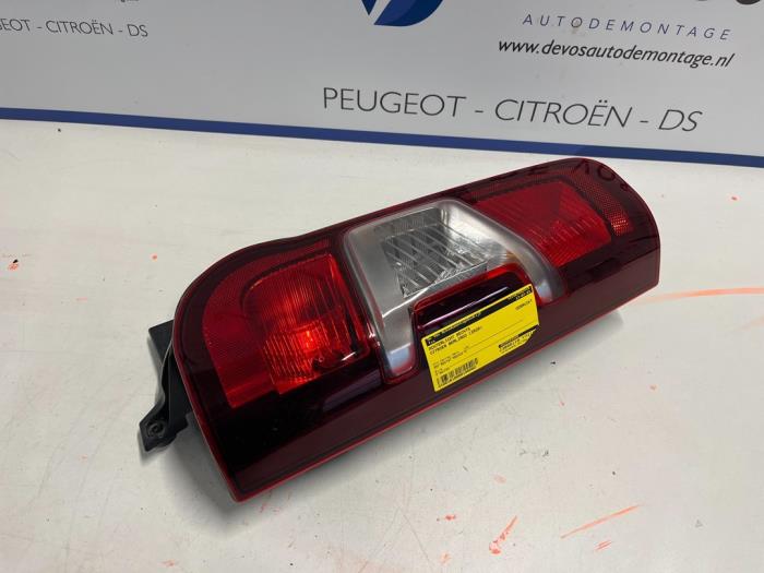 Taillight, right from a Citroen Berlingo 2020