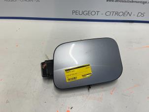 Usagé Clapet réservoir Citroen C4 Berline (BA/BB/BC) 1.2 PureTech 130 12V Prix € 70,00 Règlement à la marge proposé par De Vos Onderdelen