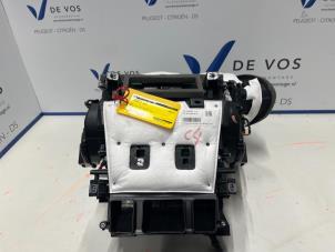 Usagé Bloc chauffage Citroen C4 Prix € 450,00 Règlement à la marge proposé par De Vos Autodemontagebedrijf