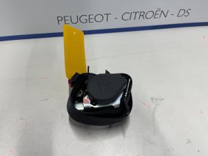 Used Seatbelt tensioner, left Peugeot 207 CC (WB) 1.6 16V Price € 80,00 Margin scheme offered by De Vos Autodemontagebedrijf