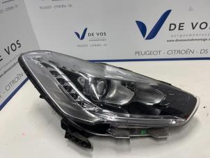Used Headlight, right Citroen DS5 (KD/KF) 2.0 165 HYbrid4 16V Price € 450,00 Margin scheme offered by De Vos Autodemontagebedrijf