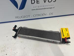 Usagé Radiateur Citroen DS5 (KD/KF) 2.0 165 HYbrid4 16V Prix € 100,00 Règlement à la marge proposé par De Vos Autodemontagebedrijf