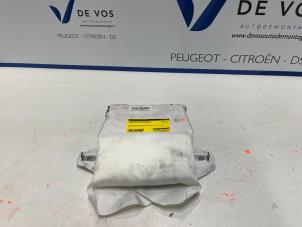 Used Right airbag (dashboard) Citroen C4 Cactus (0B/0P) 1.2 PureTech 110 12V Price € 300,00 Margin scheme offered by De Vos Autodemontagebedrijf