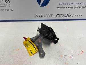 Used Engine mount Citroen C3 Aircross (2C/2R) 1.2 e-THP PureTech 130 Price € 35,00 Margin scheme offered by De Vos Autodemontagebedrijf