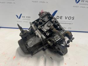 Used Gearbox Peugeot 206 Price € 250,00 Margin scheme offered by De Vos Autodemontagebedrijf