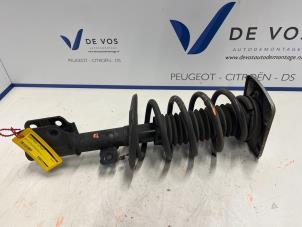 Used Front shock absorber rod, left Peugeot Expert (VA/VB/VE/VF/VY) 2.0 Blue HDi 180 16V Price € 70,00 Margin scheme offered by De Vos Autodemontagebedrijf
