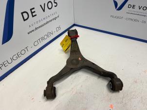 Usagé Bras de suspension arrière gauche Peugeot 3008 Prix € 200,00 Règlement à la marge proposé par De Vos Autodemontagebedrijf