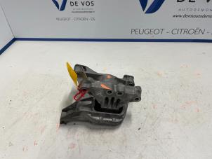 Usagé Support moteur Citroen C4 Picasso (3D/3E) 1.6 16V eTHP Prix € 80,00 Règlement à la marge proposé par De Vos Autodemontagebedrijf