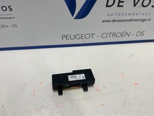 Usagé Interface téléphone Peugeot 508 Prix € 250,00 Règlement à la marge proposé par De Vos Autodemontagebedrijf