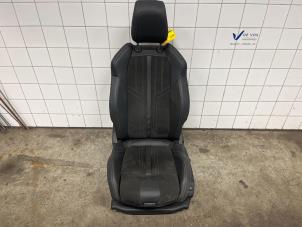 Używane Fotel lewy Peugeot 5008 Cena € 750,00 Procedura marży oferowane przez De Vos Autodemontagebedrijf