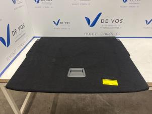 Usados Alfombrilla de maletero DS Automobiles DS7 Crossback Precio € 180,00 Norma de margen ofrecido por De Vos Autodemontagebedrijf