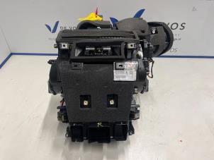 Usados Cuerpo de calefactor Citroen C4 Berline (BA/BB/BC) 1.5 Blue HDi 130 16V Precio € 450,00 Norma de margen ofrecido por De Vos Autodemontagebedrijf