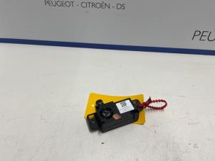 Usados Sensor (otros) Peugeot 408 Precio € 100,00 Norma de margen ofrecido por De Vos Autodemontagebedrijf