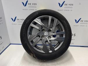 Used Wheel + tyre Peugeot 208 II (UB/UH/UP) 1.2 Vti 12V PureTech 75 Price € 135,00 Margin scheme offered by De Vos Autodemontagebedrijf