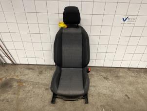 Gebrauchte Sitz rechts Opel Corsa F (UB/UH/UP) 1.2 12V 75 Preis € 350,00 Margenregelung angeboten von De Vos Autodemontagebedrijf