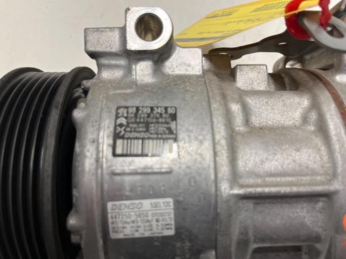 Air conditioning pump from a Citroën C4 Picasso (3D/3E)  2020