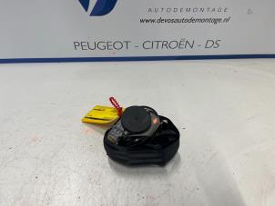 Used Seatbelt tensioner, right Peugeot 607 (9D/U) 2.0 HDiF 16V Price € 80,00 Margin scheme offered by De Vos Autodemontagebedrijf