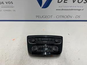 Used Radio control panel Peugeot 508 SW (8E/8U) 2.0 HDiF 16V Price € 115,00 Margin scheme offered by De Vos Autodemontagebedrijf