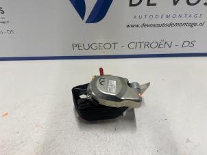 Gebrauchte Gurtsrammer links Peugeot 107 1.0 12V Preis € 80,00 Margenregelung angeboten von De Vos Autodemontagebedrijf