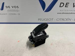 Used Gear stick Peugeot 508 (F3/FB/FH/FP) 1.6 16V Hybrid Price € 200,00 Margin scheme offered by De Vos Autodemontagebedrijf