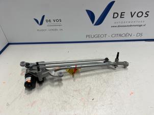 Used Front wiper motor Peugeot 508 Price € 160,00 Margin scheme offered by De Vos Autodemontagebedrijf
