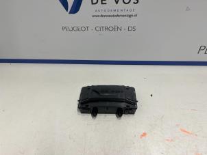 Gebrauchte Innenbeleuchtung vorne Peugeot 508 Preis € 45,00 Margenregelung angeboten von De Vos Autodemontagebedrijf