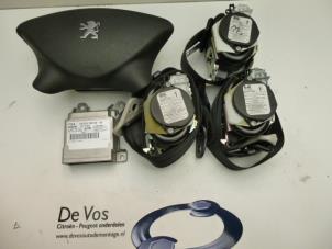 Used Airbag set + module Peugeot Expert (G9) 2.0 HDi 120 Price € 450,00 Margin scheme offered by De Vos Autodemontagebedrijf