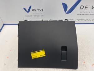 Used Glovebox Peugeot 508 Price € 115,00 Margin scheme offered by De Vos Autodemontagebedrijf