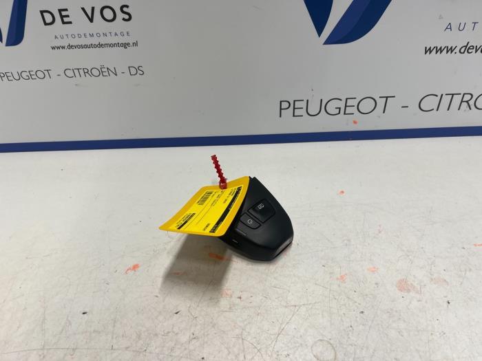 Usagé Divers Citroen C3 (SX/SW) 1.2 Vti 12V PureTech Prix € 200,00 Règlement à la marge proposé par De Vos Onderdelen