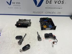 Usados Ordenador de gestión de motor Peugeot Expert (VA/VB/VE/VF/VY) 2.0 Blue HDi 120 16V Precio € 350,00 Norma de margen ofrecido por De Vos Autodemontagebedrijf