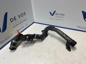 Gebrauchte Turboschlauch Peugeot Expert (VA/VB/VE/VF/VY) 2.0 Blue HDi 150 16V Preis € 80,00 Margenregelung angeboten von De Vos Autodemontagebedrijf