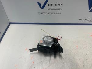 Used Seatbelt tensioner, left Peugeot Expert (VA/VB/VE/VF/VY) 2.0 Blue HDi 150 16V Price € 200,00 Margin scheme offered by De Vos Autodemontagebedrijf