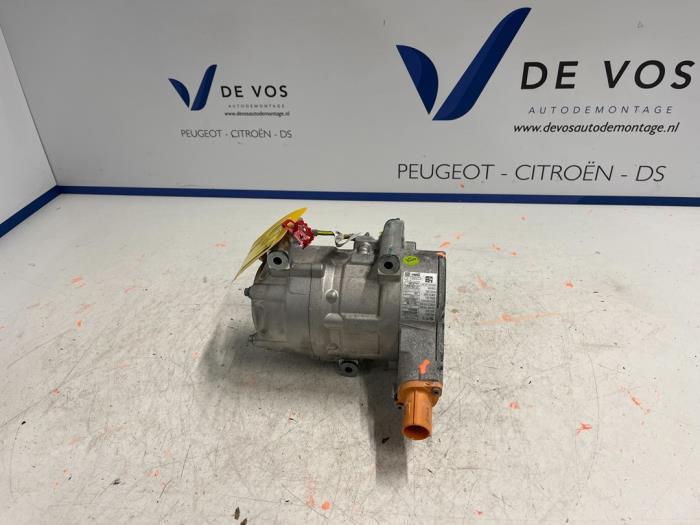 Klimapumpe van een Peugeot 508 SW (F4/FC/FJ/FR) 1.6 16V Hybrid 225 2021