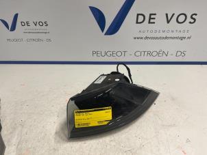 Używane Tylne swiatlo pozycyjne prawe Peugeot 508 SW (F4/FC/FJ/FR) 1.6 16V Hybrid 225 Cena € 190,00 Procedura marży oferowane przez De Vos Autodemontagebedrijf