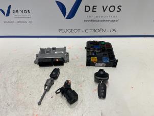 Usagé Calculateur moteur Peugeot Expert (VA/VB/VE/VF/VY) 2.0 Blue HDi 150 16V Prix € 450,00 Règlement à la marge proposé par De Vos Autodemontagebedrijf