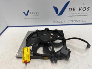 Used Cooling fan housing Peugeot 208 II (UB/UH/UP) 1.5 BlueHDi 100 Price € 160,00 Margin scheme offered by De Vos Autodemontagebedrijf