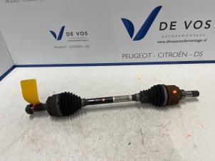 Used Front drive shaft, left Peugeot 208 II (UB/UH/UP) 1.5 BlueHDi 100 Price € 160,00 Margin scheme offered by De Vos Autodemontagebedrijf